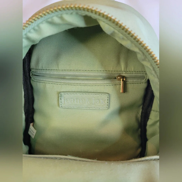 Jeane & Jax Green Knapsack Bag - Picture 5 of 12
